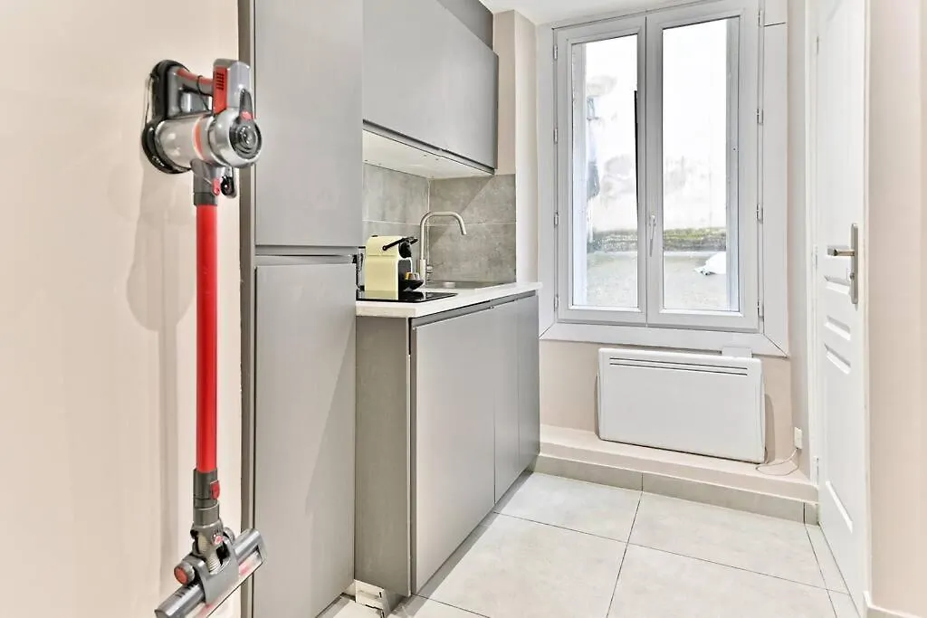 Apartament Studio Confortable Au Coeur Du Quartier Sentier Paryż 0*,  Francja